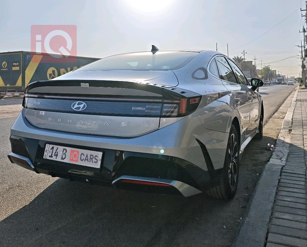 هیوندای سۆناتا